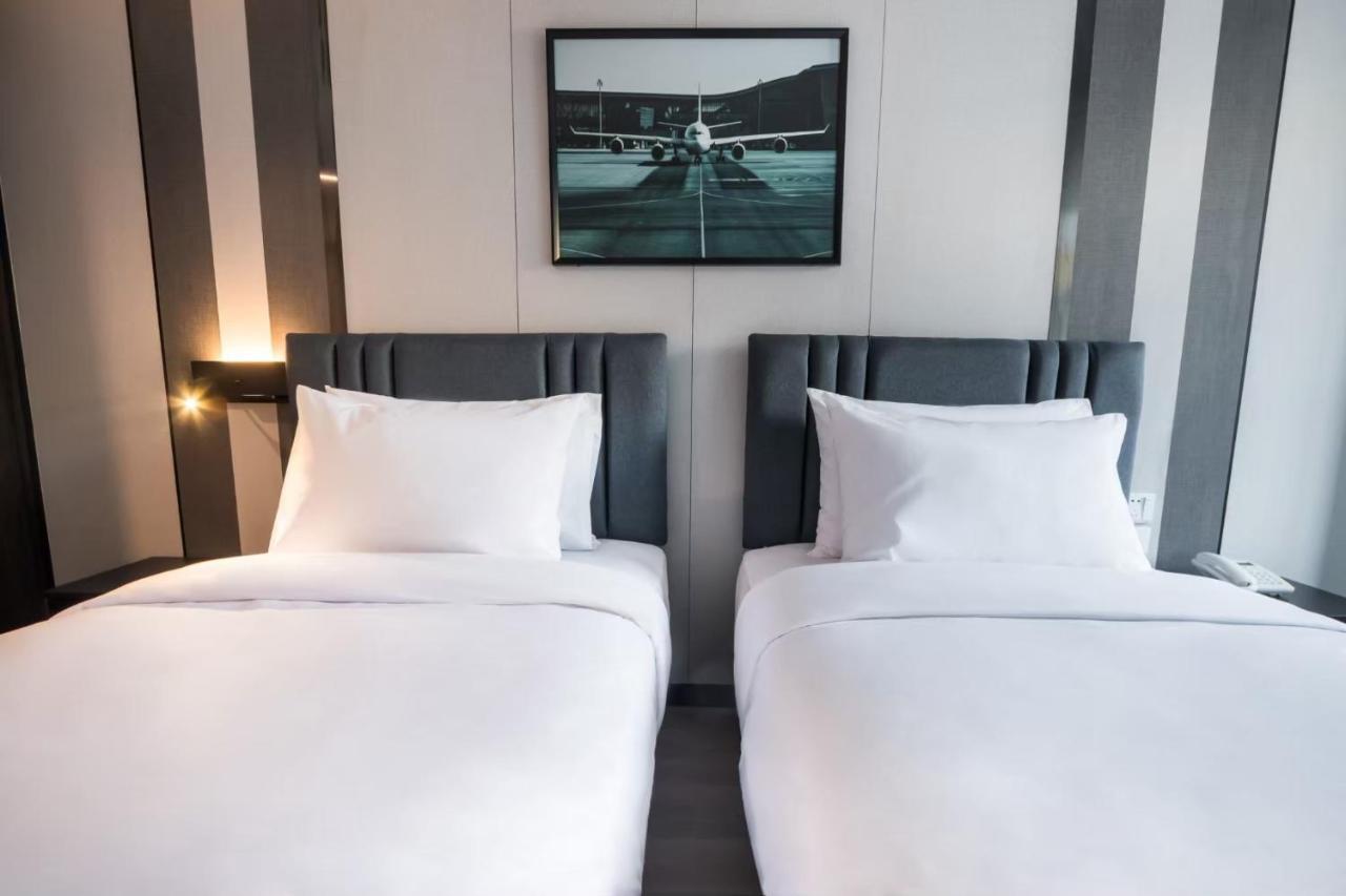 12 The Residence Hotel At Don Mueang Airport Бангкок Экстерьер фото