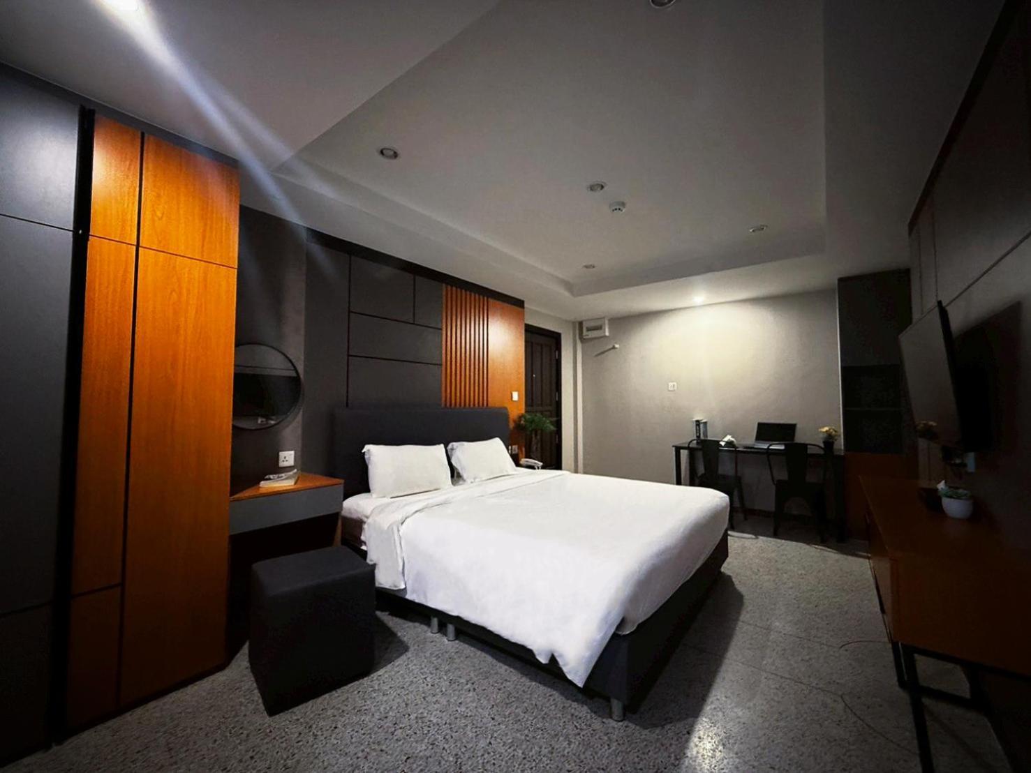 12 The Residence Hotel At Don Mueang Airport Бангкок Экстерьер фото